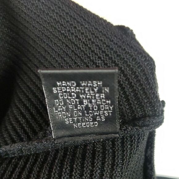 Cyrus Women's 1X Purple White & Black Colorblock Sweater - Picture 7 of 7